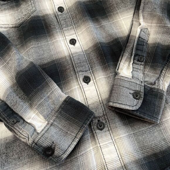 Vans Off The Wall Black Plaid Long Sleeve Button Down Shirt Vans Plaid Shirt 209 - Picture 3 of 11